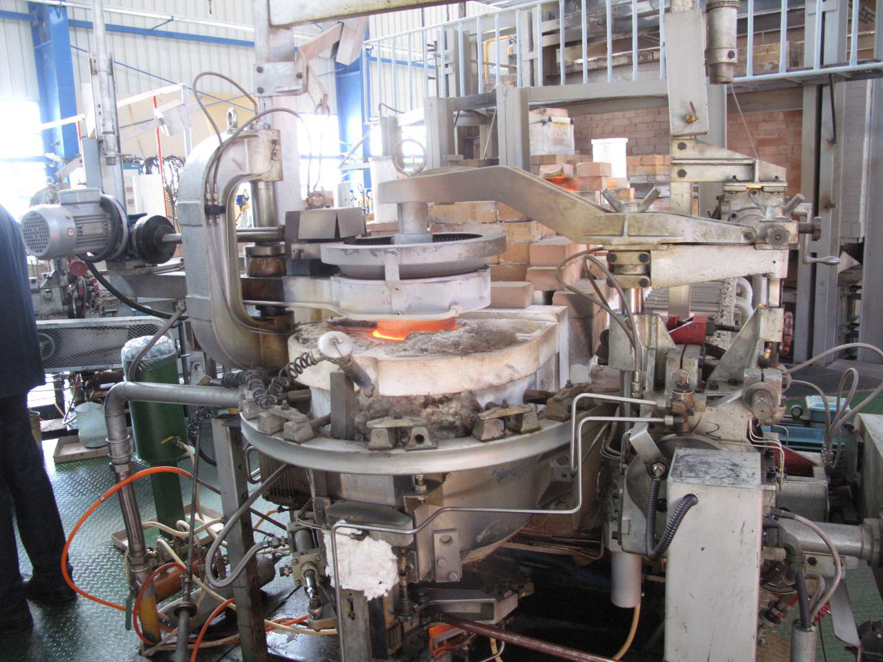 افتتاح بزرگترین واحد صنعتی تولید شیشه جنوب کشور افتتاح بزرگترین واحد صنعتی تولید شیشه جنوب کشور