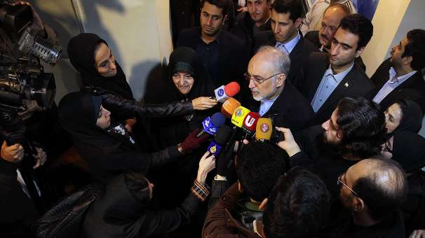 ارسال 11 تن آب سنگین به عمان