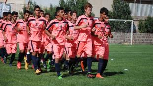 حضور3 گیلانی در اردوی تیم ملی فوتبال نوجوانان حضور3 گیلانی در اردوی تیم ملی فوتبال نوجوانان