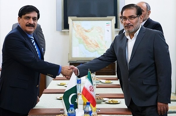 همکاری میان کشور‌های اسلامی علیه آمریکا گسترش یابد