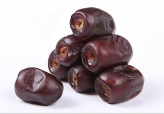 ۱۰ خاصیت شگفتانگیز خرمای سیاه که شاید ندانید ۱۰ خاصیت شگفتانگیز خرمای سیاه که شاید ندانید