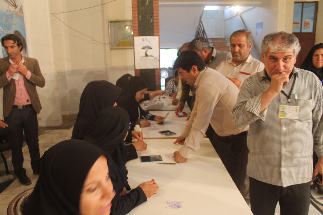 روند کند رای گیری در استان