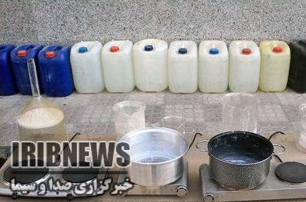 کشف و ضبط بیش از یک هزار لیتر پیش ساز موادمخدر در مهاباد کشف و ضبط بیش از یک هزار لیتر پیش ساز موادمخدر در مهاباد
