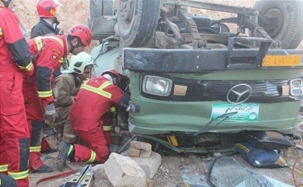 از مرگ دلخراش کودک زرندی تا پایانی تلخ یک زندگی، خودکشی زنی جوان + فیلم از مرگ دلخراش کودک زرندی تا پایانی تلخ یک زندگی، خودکشی زنی جوان + فیلم