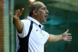 کسایی پور هدایت تیم ۳ نفره را برعهده گرفت کسایی پور هدایت تیم ۳ نفره را برعهده گرفت