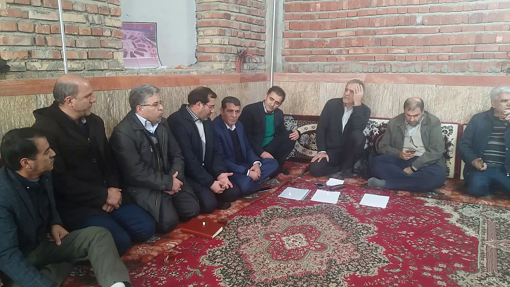 ضرورت کشت گلخانه ای در حاشیه دریاچه اورمیه ضرورت کشت گلخانه ای در حاشیه دریاچه اورمیه