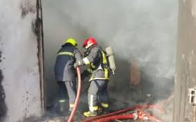 مهار آتش سوزی دو کارگاه در حومه مشهد