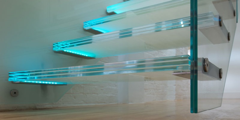 دست یابی محققان قزوینی به دانش تولید شیشه فوق شفاف