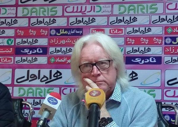 شفر: قدم به قدم جلو رفته و مشکلات را کم می کنیم