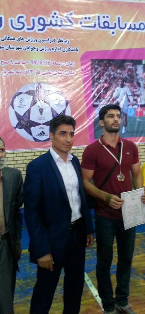 مقام نخست ورزشکار آستارایی در رقابت های مهارت با توپ مقام نخست ورزشکار آستارایی در رقابت های مهارت با توپ