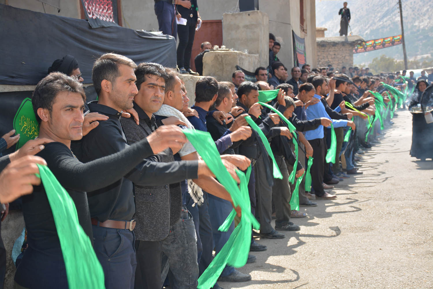 گزارش مکتوب:آیینهای عزاداری محرم در استان به دور از بدعتها