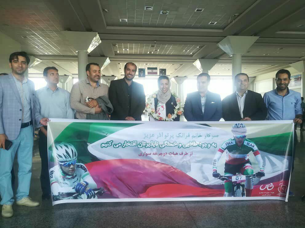 استقبال از بانوی رکابزن شیرازی در بازی‌های جاکارتا