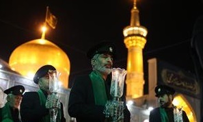 خطبه خوانی شب شهادت امام رضا(ع) در حرم رضوی