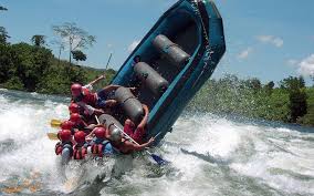 منع قایق سواری در رودخانه زاینده رود هنگام بارش ها