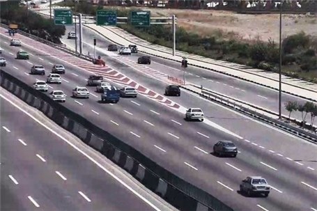 حرکت با دنده عقب در آزادراه و بزرگراه ۵ تا ۷ نمره منفی به همراه دارد