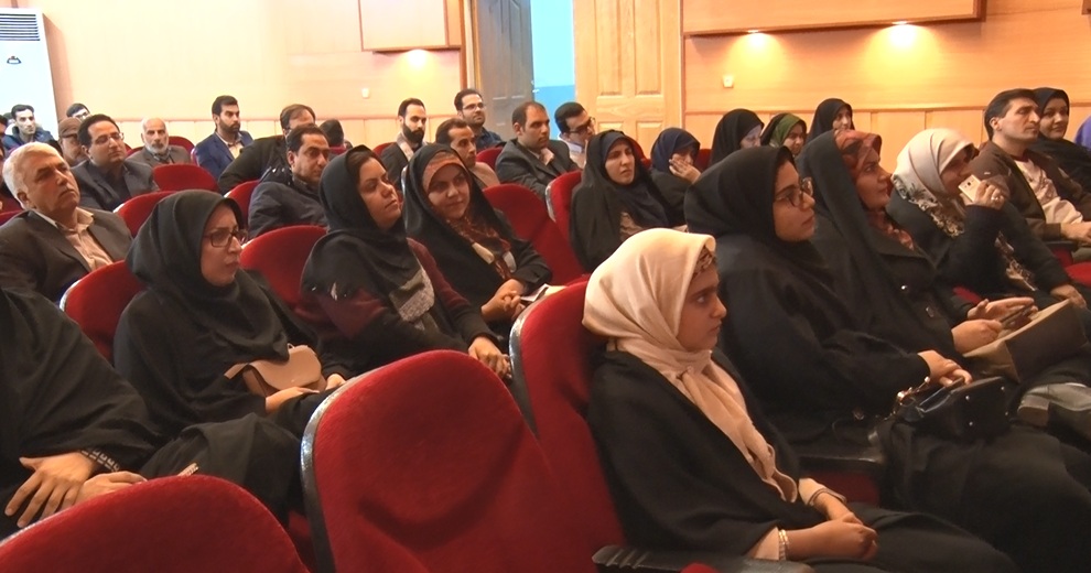 نخستین رویداد ترویجی آموزشی استارتاپ در میبد نخستین رویداد ترویجی آموزشی استارتاپ در میبد