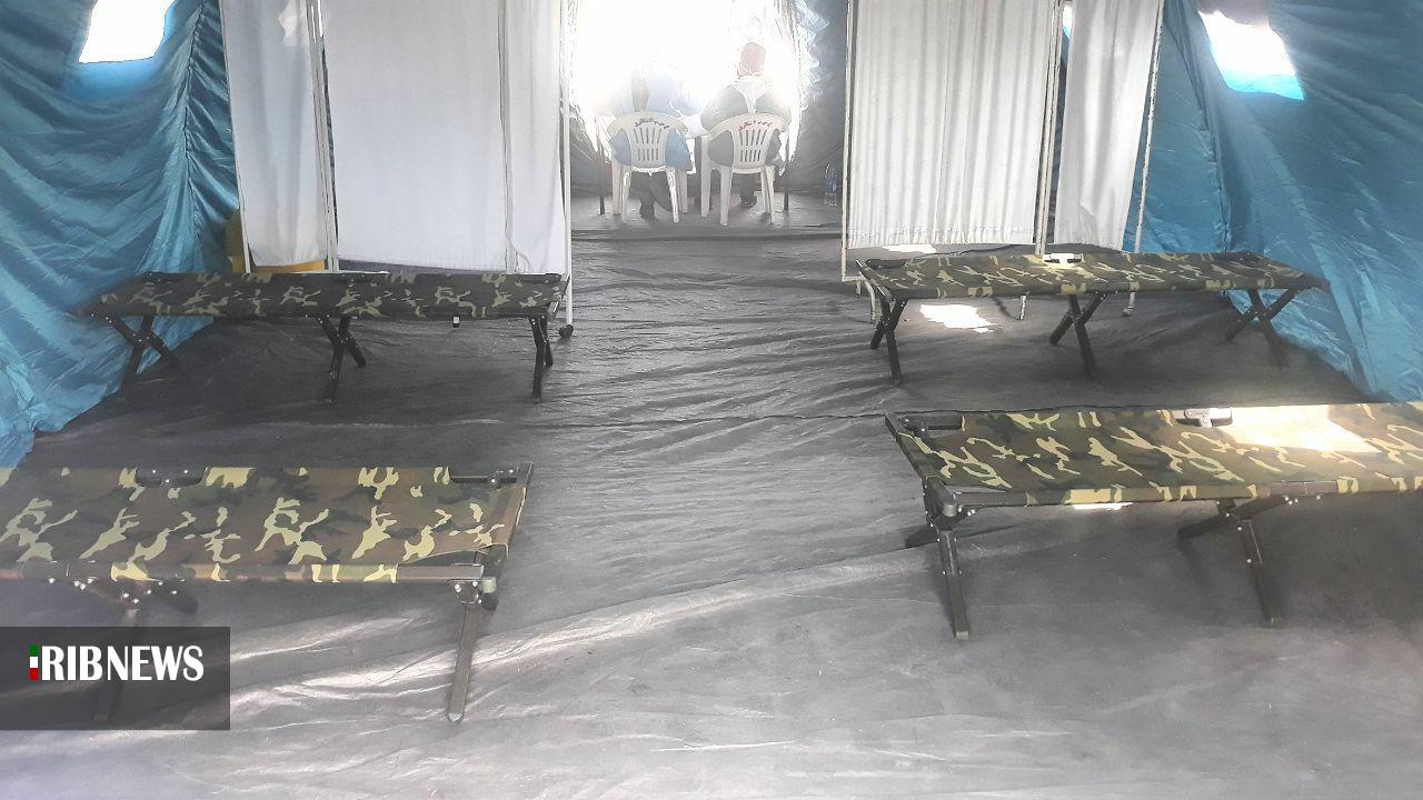 ارتش روزانه محلههایی از بوشهر را ضدعفونی میکند ارتش روزانه محلههایی از بوشهر را ضدعفونی میکند