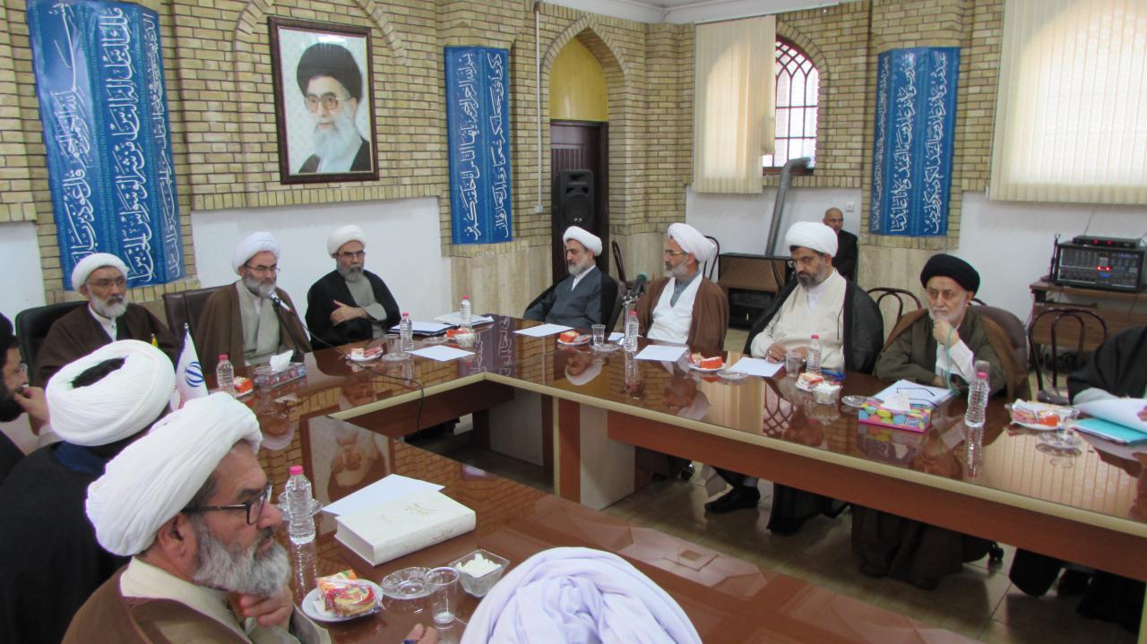 لزوم ارتقای نشاط علمی در حوزه و دانشگاه