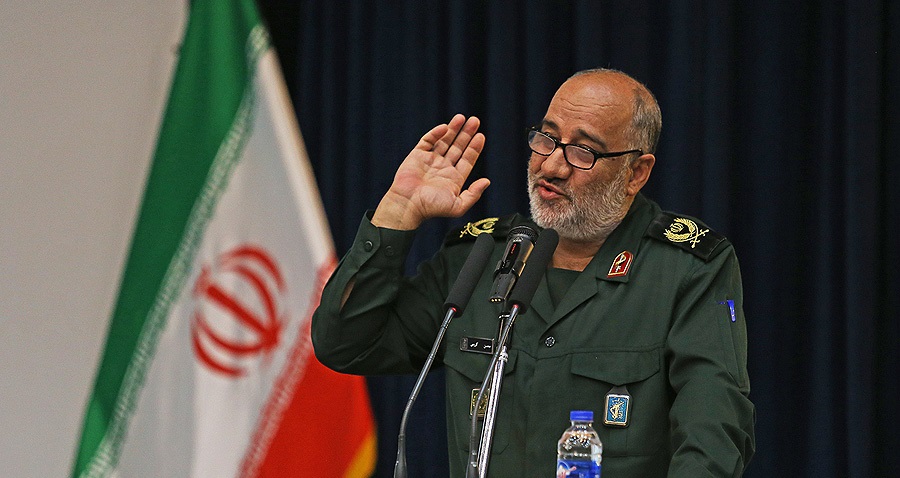 سپاه نهادی انقلابی ، ولایی و مردمی است