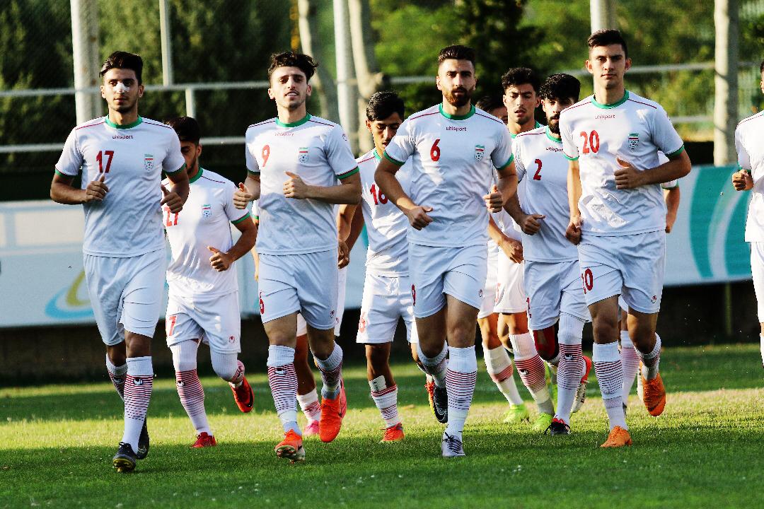 دعوت بازیکن تیم فوتبال ذوب آهن اصفهان به اردوی تیم ملی امید دعوت بازیکن تیم فوتبال ذوب آهن اصفهان به اردوی تیم ملی امید