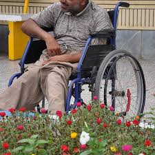 اهدای نذورات عید قربان به نیازمندان