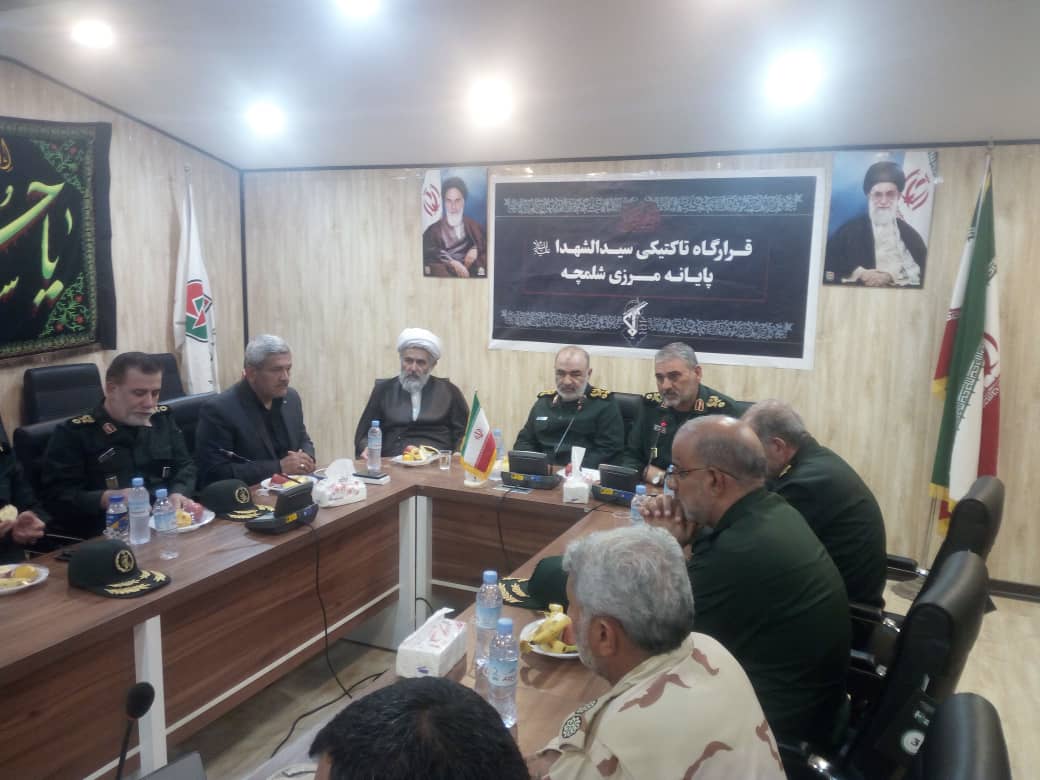 فرمانده کل سپاه پاسداران در نشست با مسئولان