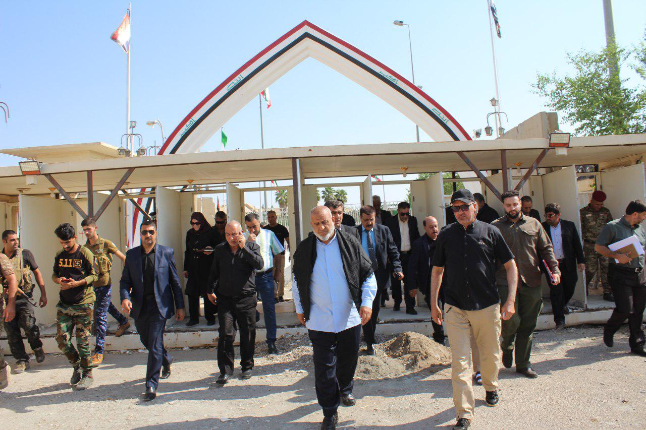 دیدار مسؤلان ایران و عراق در مرز منذریه دیدار مسؤلان ایران و عراق در مرز منذریه