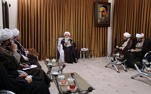 لزوم خودداری ائمه جمعه از ورود به مسائل جناحی