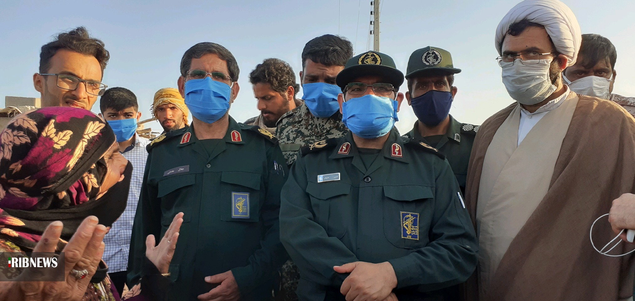 توزیع ۴هزار بسته غذایی بین سیل زدگان جنوب کرمان توزیع ۴هزار بسته غذایی بین سیل زدگان جنوب کرمان