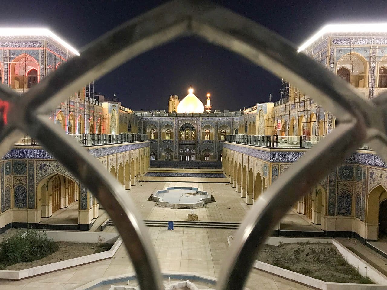 بهره برداری از طرحهای توسعه حرم مطهر علوی (ع) بهره برداری از طرحهای توسعه حرم مطهر علوی (ع)