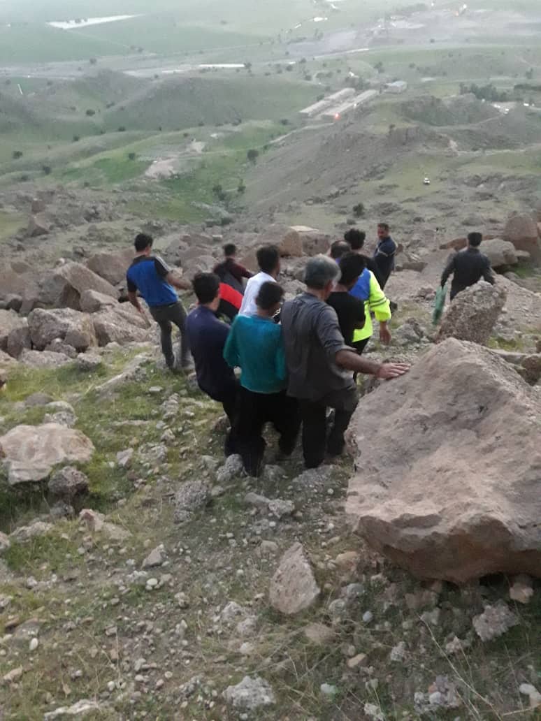 سقوط پاراگلایدر سوار در گتوند سقوط پاراگلایدر سوار در گتوند