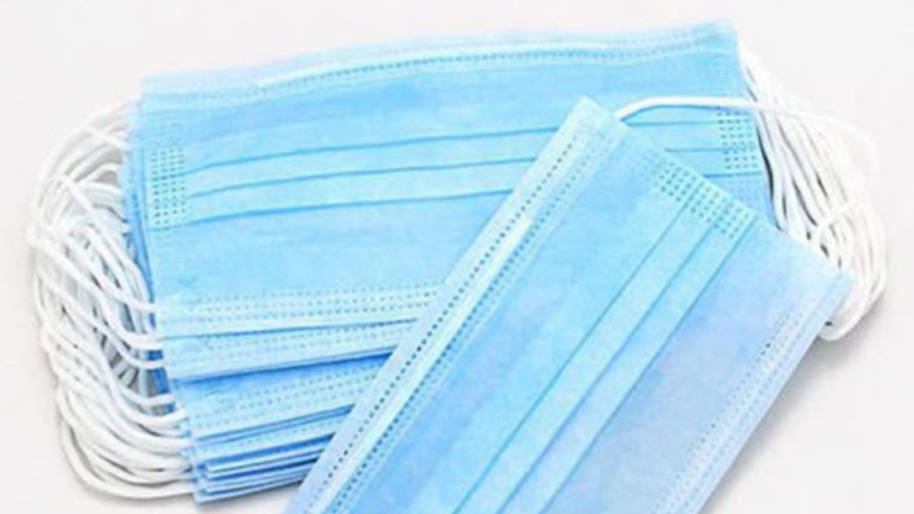 تولید 2 هزار ماسک سه لایه طبی در بهبهان