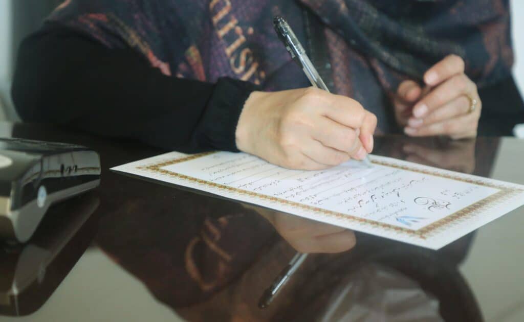 آزادی یک زندانی جرائم غیر عمد با طلای بانوی یزدی