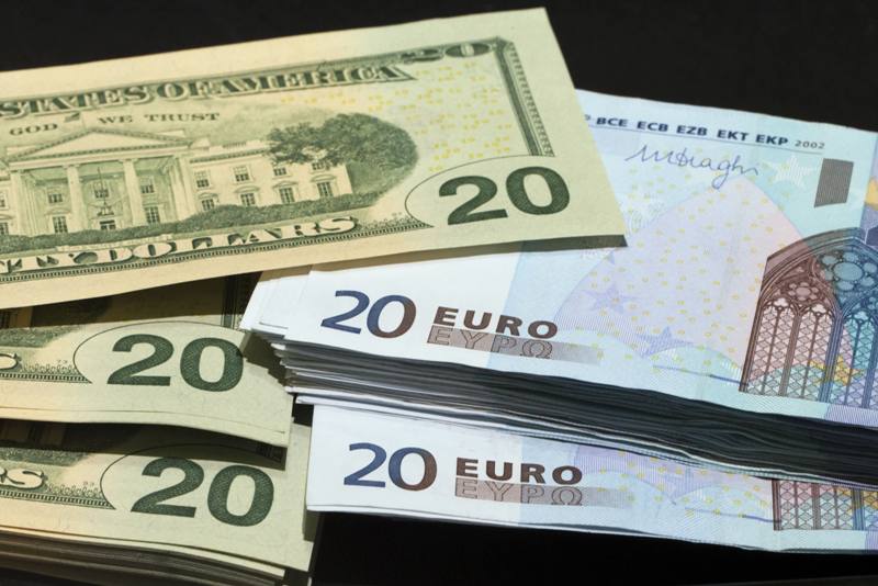 کاهش ۴ درصدی بدهی خارجی ایران