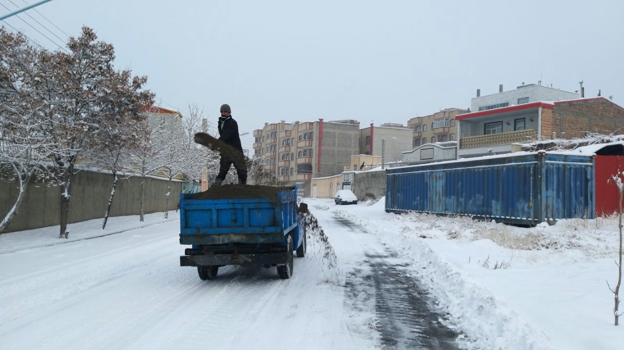 برفروبی ۴ هزار کیلومتر از راههای آذربایجان شرقی برفروبی ۴ هزار کیلومتر از راههای آذربایجان شرقی