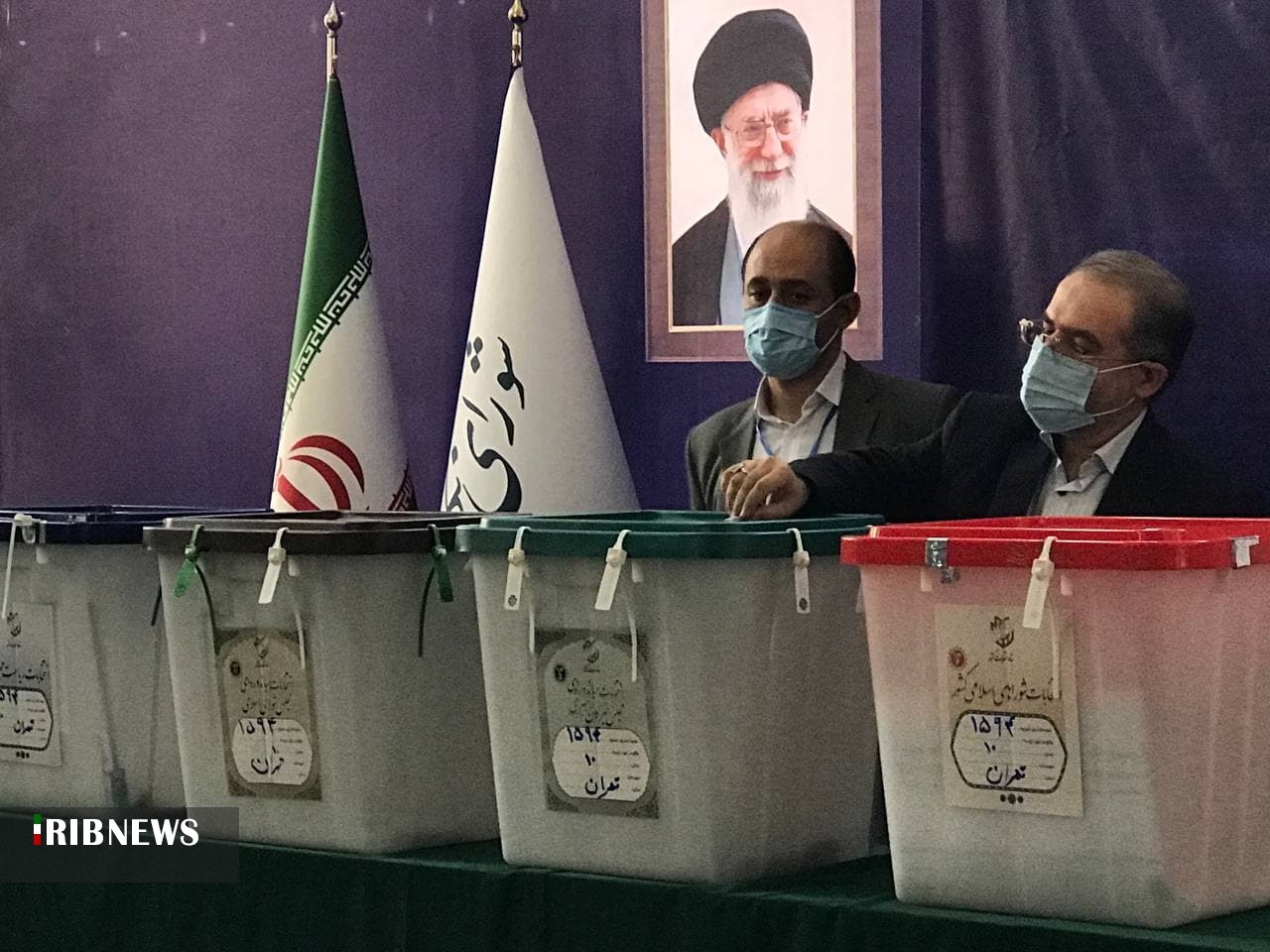 حضور مقامات لشکری و کشوری در انتخابات ۱۴۰۰