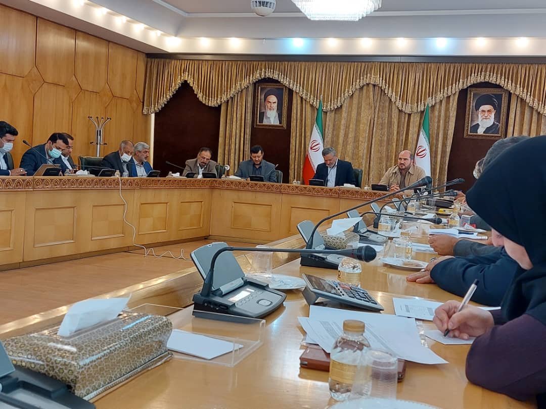 برگزاری نشست بررسی تکمیل بیمارستان‌های نیمه تمام کشور