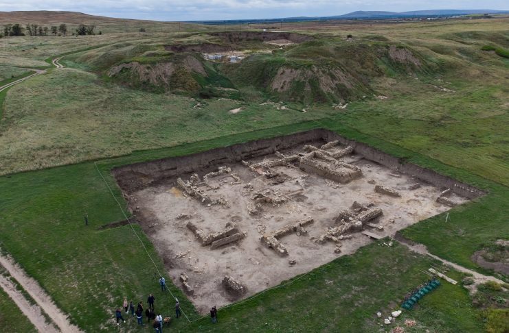 کشف گنجینه سکههای تاریخی در جنوب روسیه کشف گنجینه سکههای تاریخی در جنوب روسیه