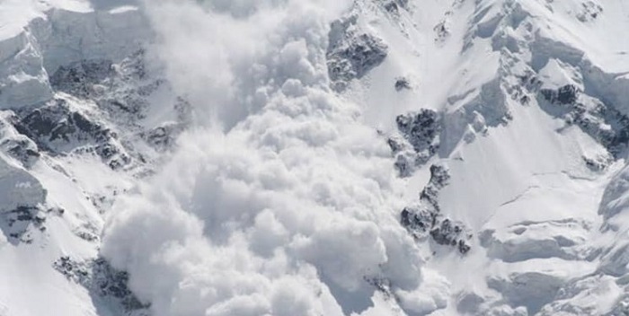 نجات ۲ کوهنورد‌ در ارتفاعات رندوله اشنویه‌