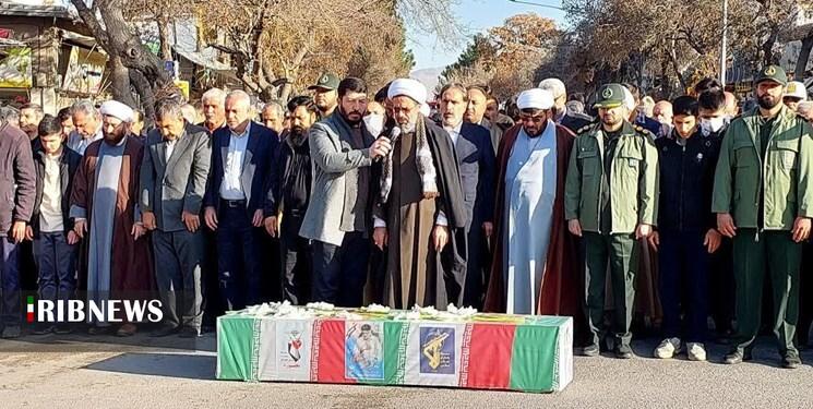 پیکر شهید خادمی، جانباز ۷۰ درصد در بجنورد تشییع شد پیکر شهید خادمی، جانباز ۷۰ درصد در بجنورد تشییع شد