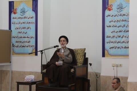 حضور در انتخابات یک تکلیف است