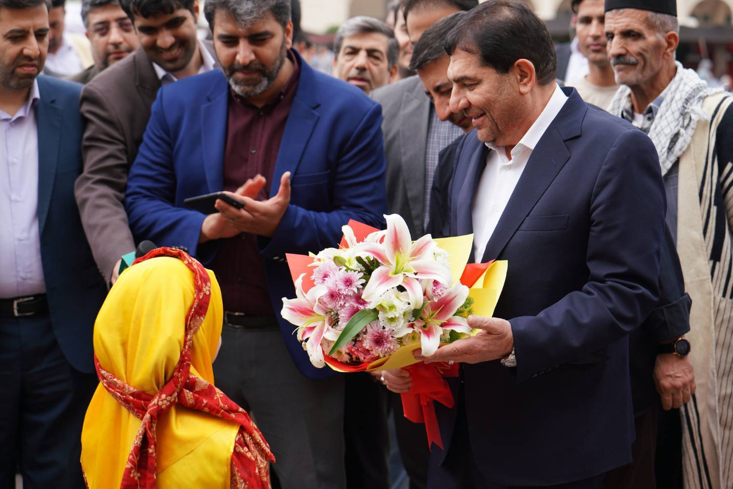 افتتاح نمایشگاه روستا آباد با حضور مخبر افتتاح نمایشگاه روستا آباد با حضور مخبر