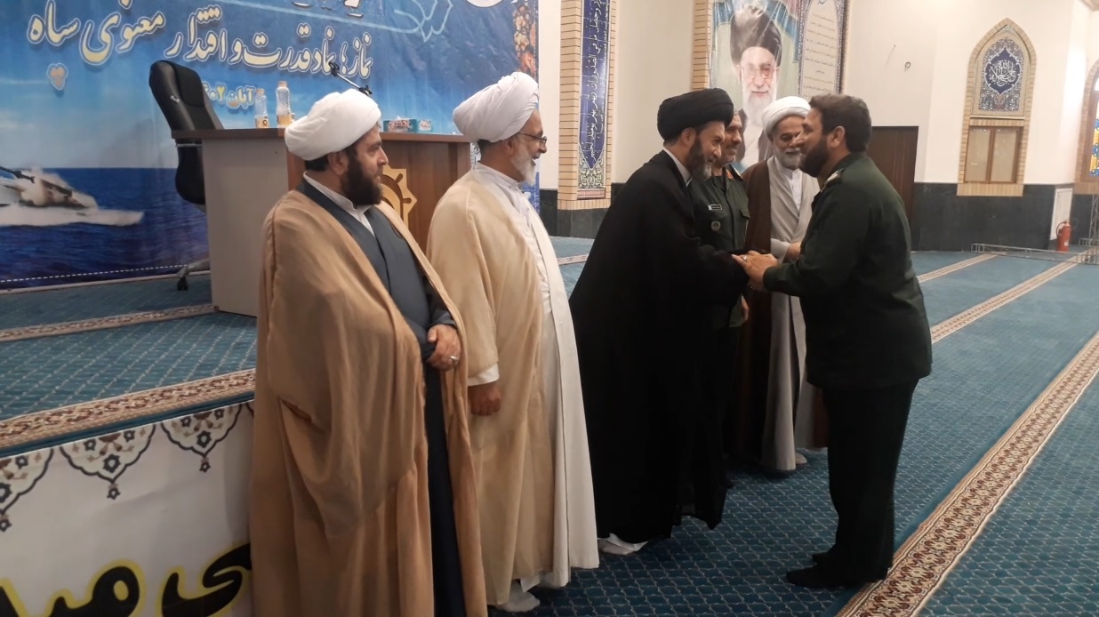 برگزاری همایش نماز در دانشگاه علوم و فنون دریایی امام خامنه‌ای