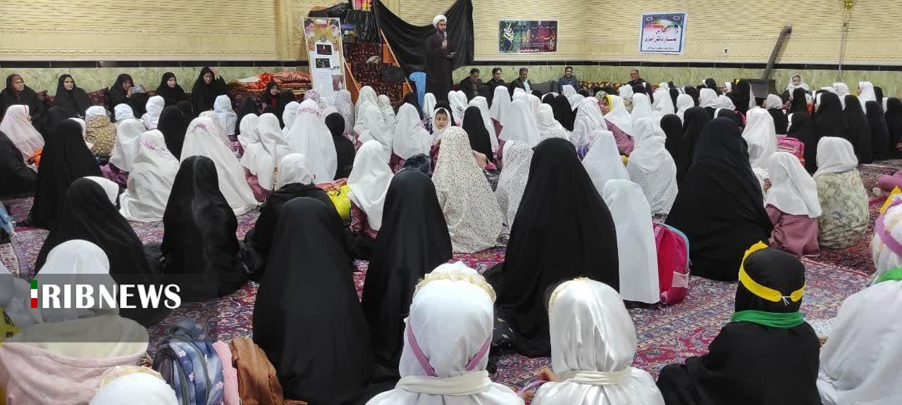 چهاربرج میزبان همایش دختران فاطمی چهاربرج میزبان همایش دختران فاطمی