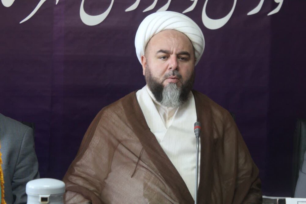 ایام فاطمیه فرصتی برای درک جایگاه حضرت زهرا(س) ایام فاطمیه فرصتی برای درک جایگاه حضرت زهرا(س)