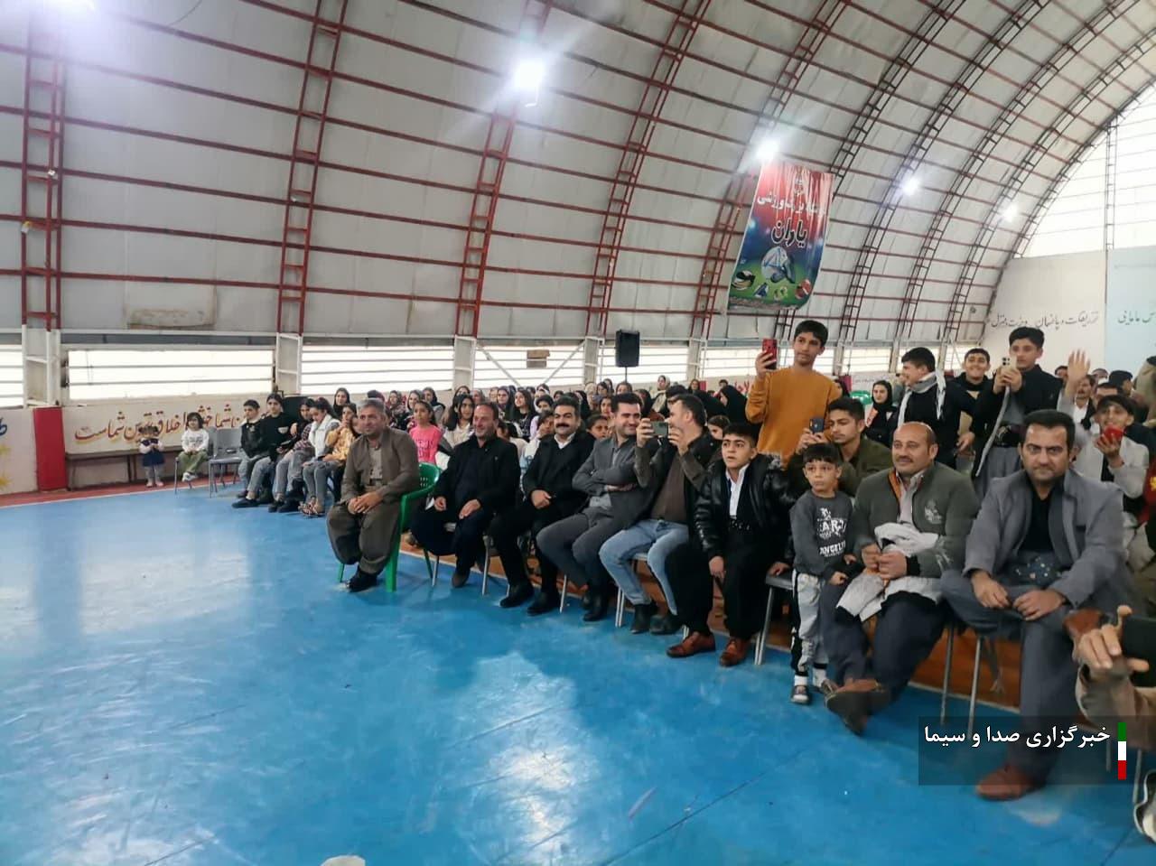 جشن بزرگ میلاد کوثر در لاجان پیرانشهر جشن بزرگ میلاد کوثر در لاجان پیرانشهر