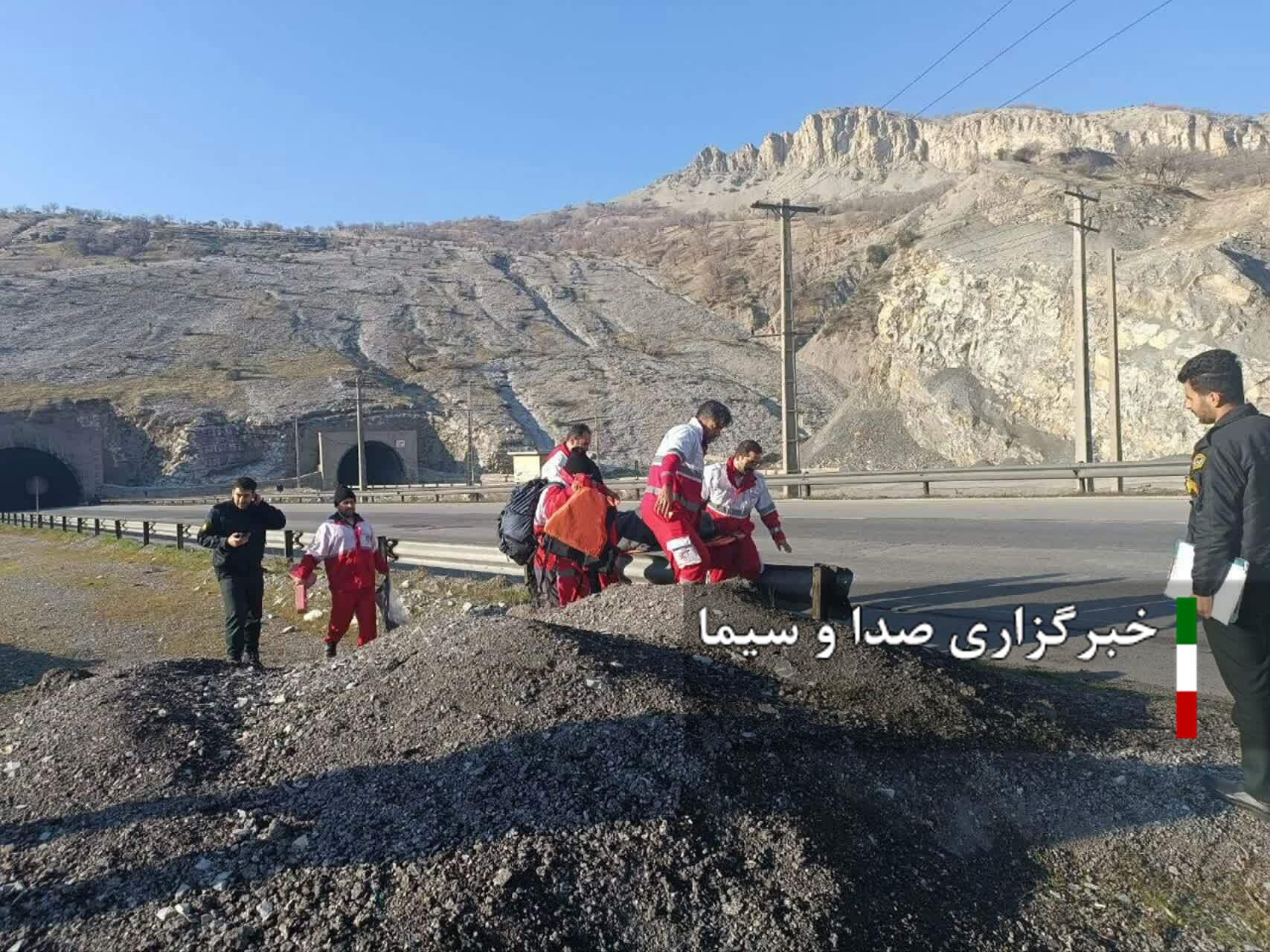 فوت یکی از گردشگران گرفتار شده در تنگ «هلت»