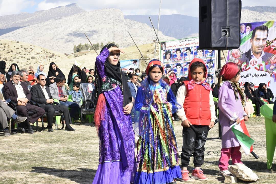 جشنواره بازی‌های بومی و محلی در روستای چهارراه آل طیب