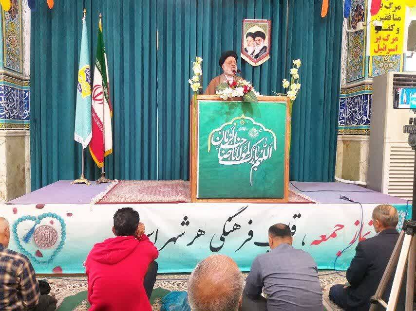 مذاکره با آمریکا بیفایده است و تنها مقاومت راه حل مشکلات کشور است مذاکره با آمریکا بیفایده است و تنها مقاومت راه حل مشکلات کشور است