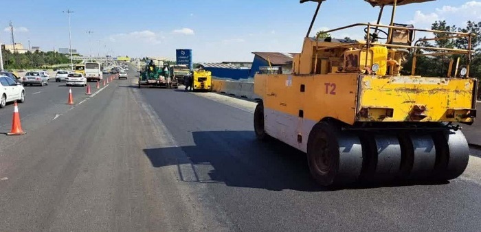 آغاز عملیات ترمیم و بهسازی رویه آسفالت آزادراه زنجان - قزوین آغاز عملیات ترمیم و بهسازی رویه آسفالت آزادراه زنجان - قزوین